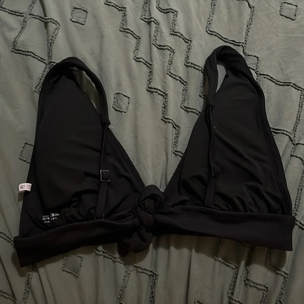 Aerie XXL triangle bikini top - Picture 2 of 3